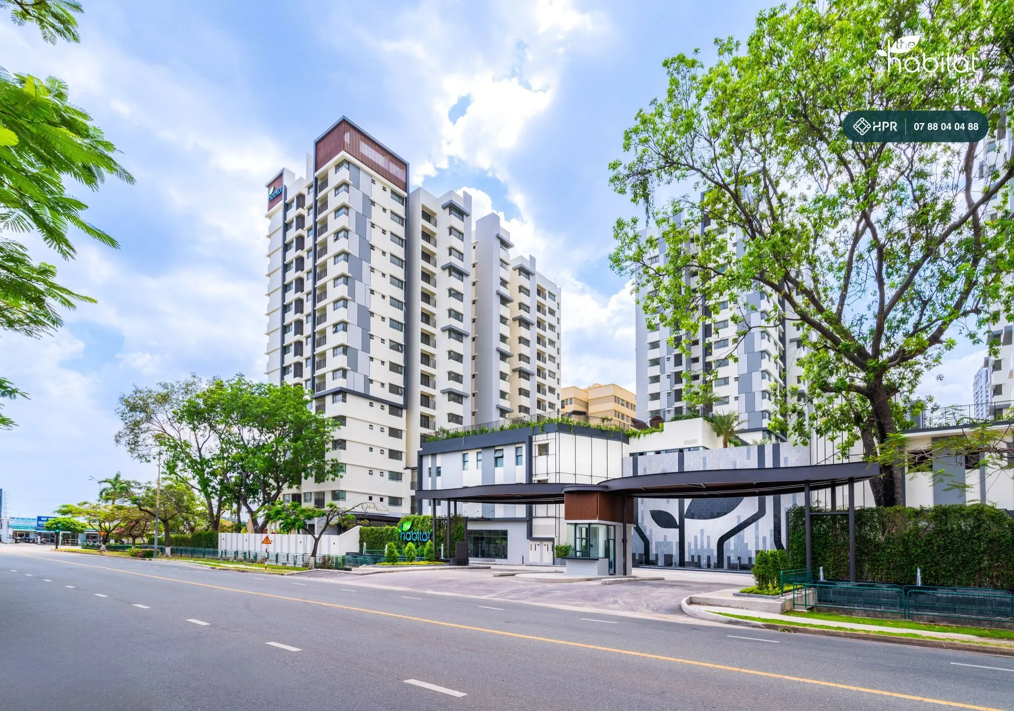 Cổng chính The Habitat Bình Dương trên Đại lộ Hữu Nghị, VSIP 1, phường Bình Hòa