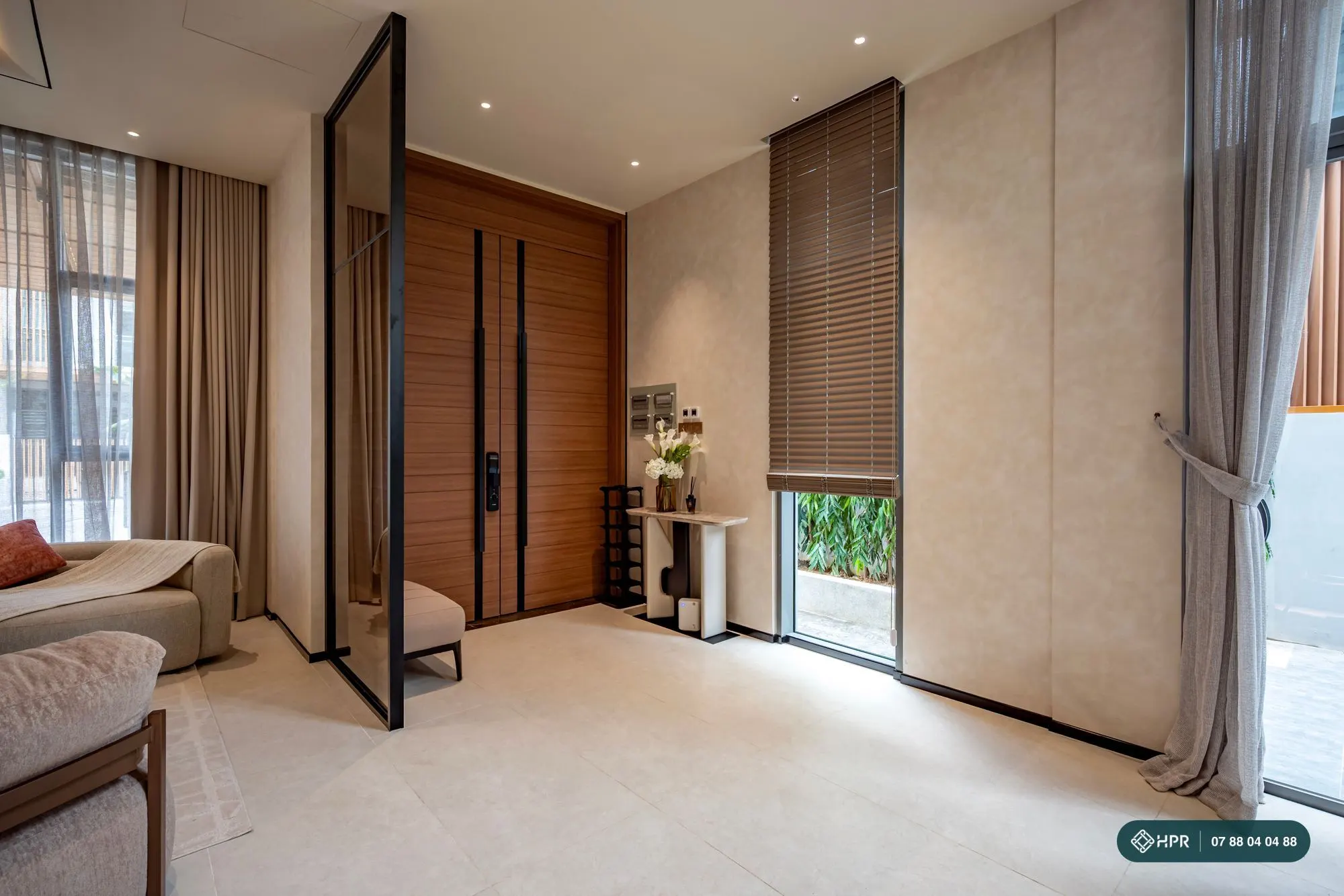 Villa 05 — sảnh vào nhà