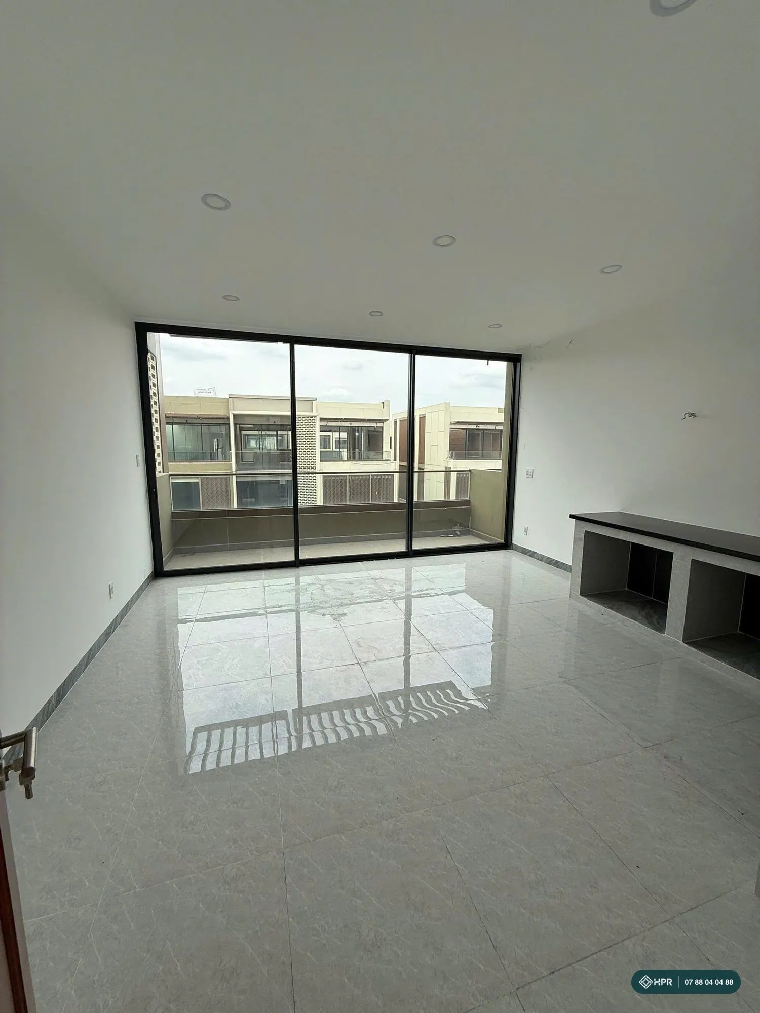 Bán nhà phố SOHO The Global City 1 trệt 4 lầu, có thang máy, 28 tỷ — ảnh 4